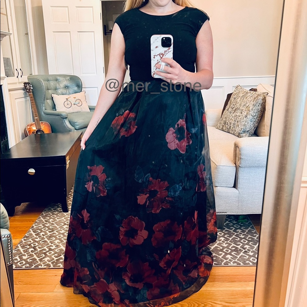 NWT Ignite Evenings Floral Print Taffeta Cap Sleeve Round Neck Gown, Sz 6